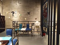 -臻鲜燕海鲜融合餐厅(金陵style店)