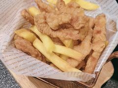 -辣尚瘾·烤鱼·新川菜(牡丹园直营店)