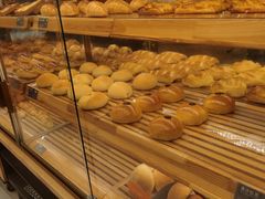 -Bread Talk 面包新语(荟聚店)