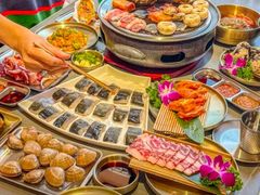 -围炉肉舍•炭烤活鳗•丹东海鲜烤肉(步行街店)