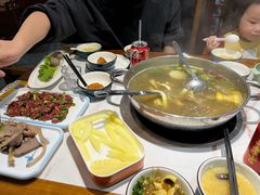 -乡土黄·鲜牛肉火锅·小龙虾(兴业街店)