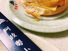 牛油菠萝包-阿政粤小馆(中央大街店)
