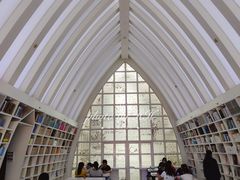 -钟书阁(松江泰晤士小镇店)