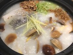 -潮粥荟·潮汕砂锅粥(朝阳大悦城店)