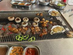 -马路牙子烧烤音乐酒馆(望京店)