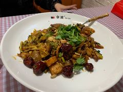 -拿渡·水煮鱼麻辣香锅(王府井奥莱·香江小镇店)