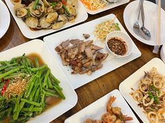 -两兄弟Song Pee Nong(2号店)