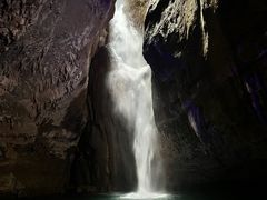 -华蓥山天意谷景区