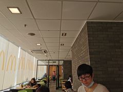 -麦当劳(伟城广场店)