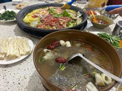 -苗家特色土烙锅·老字号