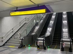 -红土地(地铁站)