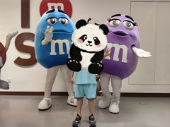 -m豆巧克力世界(上海世茂广场店)