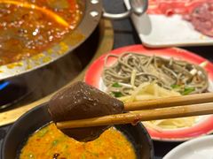 -沸炉重庆老火锅(军事博物馆店)