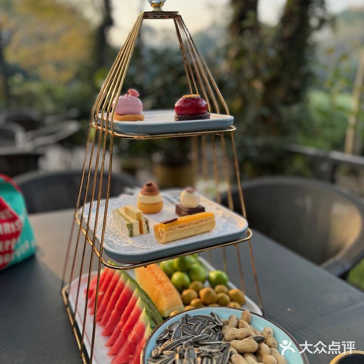 杭州西湖下午茶的小确幸喔[爱心][爱心]