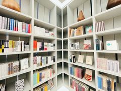 -二酉书店TOYOU BOOKS