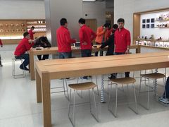-Apple零售店(玄武湖店)