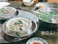 -乐山食古香跷脚牛肉