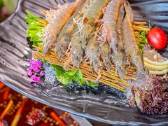 -湊湊火锅·茶憩(南京东路悦荟店)