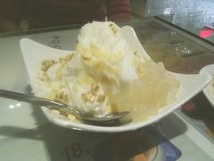杏仁雪冰花-糖糖屋•糖水•雪花冰店(时尚天河店)