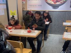 -牛吃草牛肉面(甬港南路店)