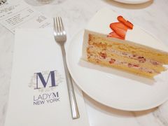 草莓奶油海绵蛋糕-Lady M(沙田新城市广场店)