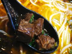 -花溪巷牛肉粉(泉城路店)