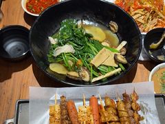 -万记麻辣烫国展总店
