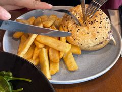 -12 Rocks Beach Bar Cafe