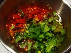 -大芊金重庆串串火锅(南京路店)