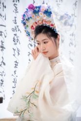 -巴黎时尚婚纱摄影(南汇店)