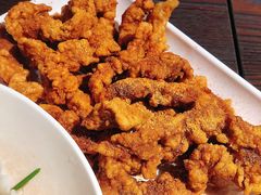 -爆炸头阿姨小四川正宗川味小吃(无任何分店)