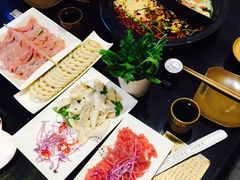 -宽板凳老灶火锅(簋街店)