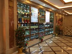 -沪华海鲜大酒楼(南汇店)