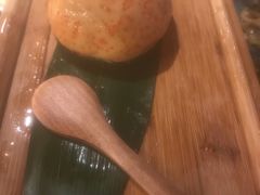 飞鱼籽墨鱼滑-湊湊火锅·茶憩(世博大道店)