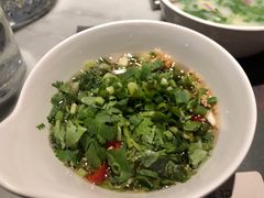 -尚尚仙·酸汤猪手·猪肚鸡火锅(华联万柳购物中心店)