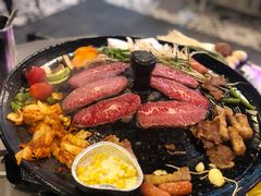 -豚豚家돈돈가韩国锅盖烤肉(新北万达店)