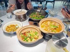 -费大厨辣椒炒肉(高铁吾悦广场店)