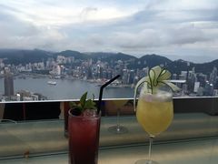 -OZONE 顶楼酒吧(香港丽思卡尔顿酒店)