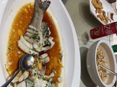 -卢家湾大酒店(诸暨店)