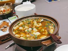 -香山湖家家宴(中山陵店)