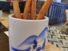 -龙少爷碳火干锅(环球中心店)
