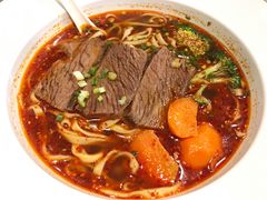 金牌麻辣牛肉面-康師傅私房牛肉面(浦机三店)