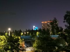 -南京眼步行桥