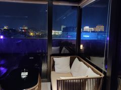 -悦吧·360°全景天台酒吧(象山店)