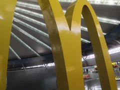 -麦当劳(鄂尔多斯机场店)