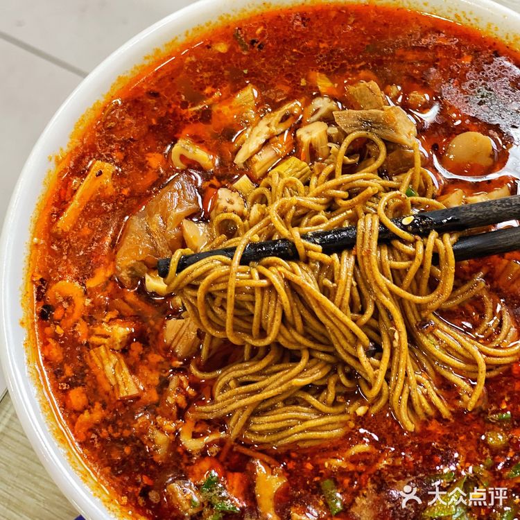 曾叫兽探店|成都面食一颗被遗落的明珠