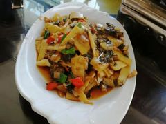 -桃花姐假日酒店·桃花潭土菜馆