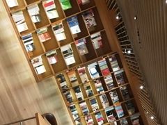 -新华文创·光的空间