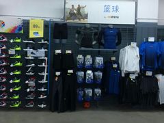 -迪卡侬(观山店)