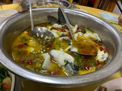 大盘酸菜鱼-成惠食府(赤岗店)